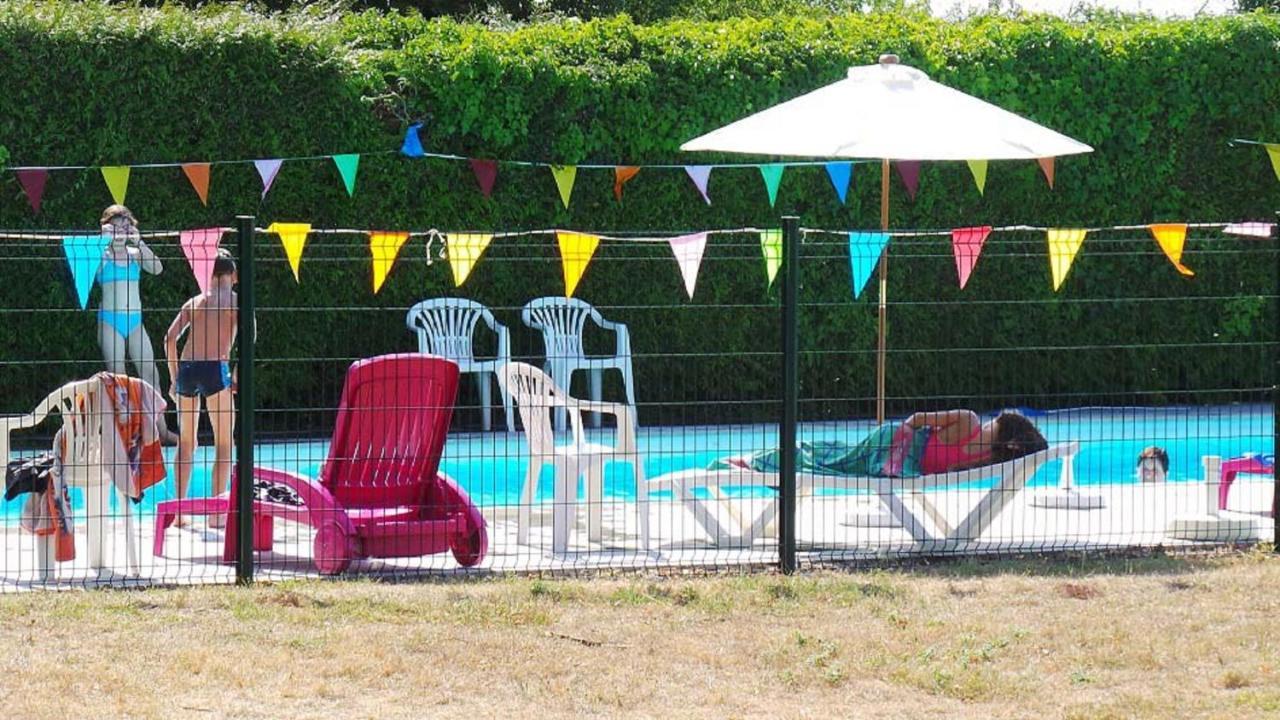 Village Vacances La Saulaie Chedigny Ngoại thất bức ảnh
